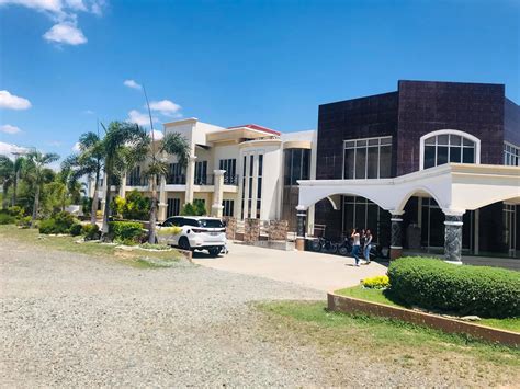city of ilagan hotels and convention center